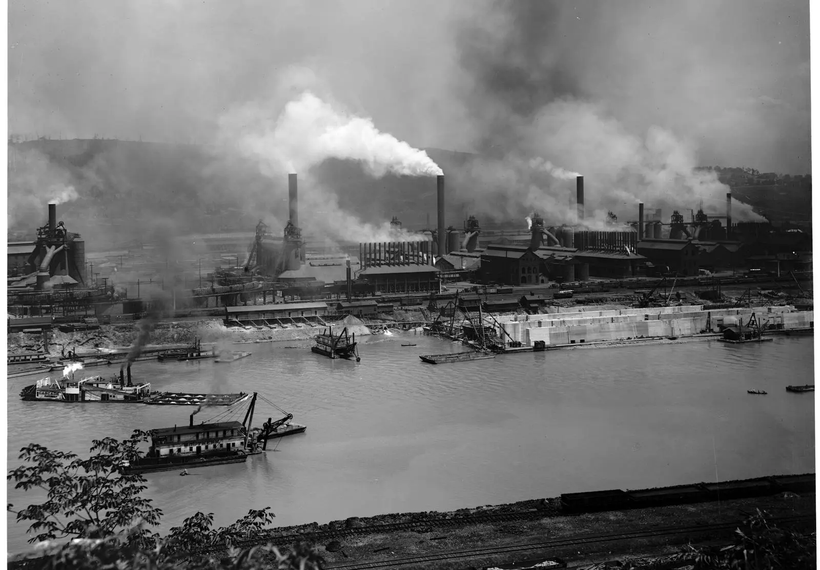 The Carnegie blast furnaces at Braddock, home of the Edgar Thomson Works, about 1905.