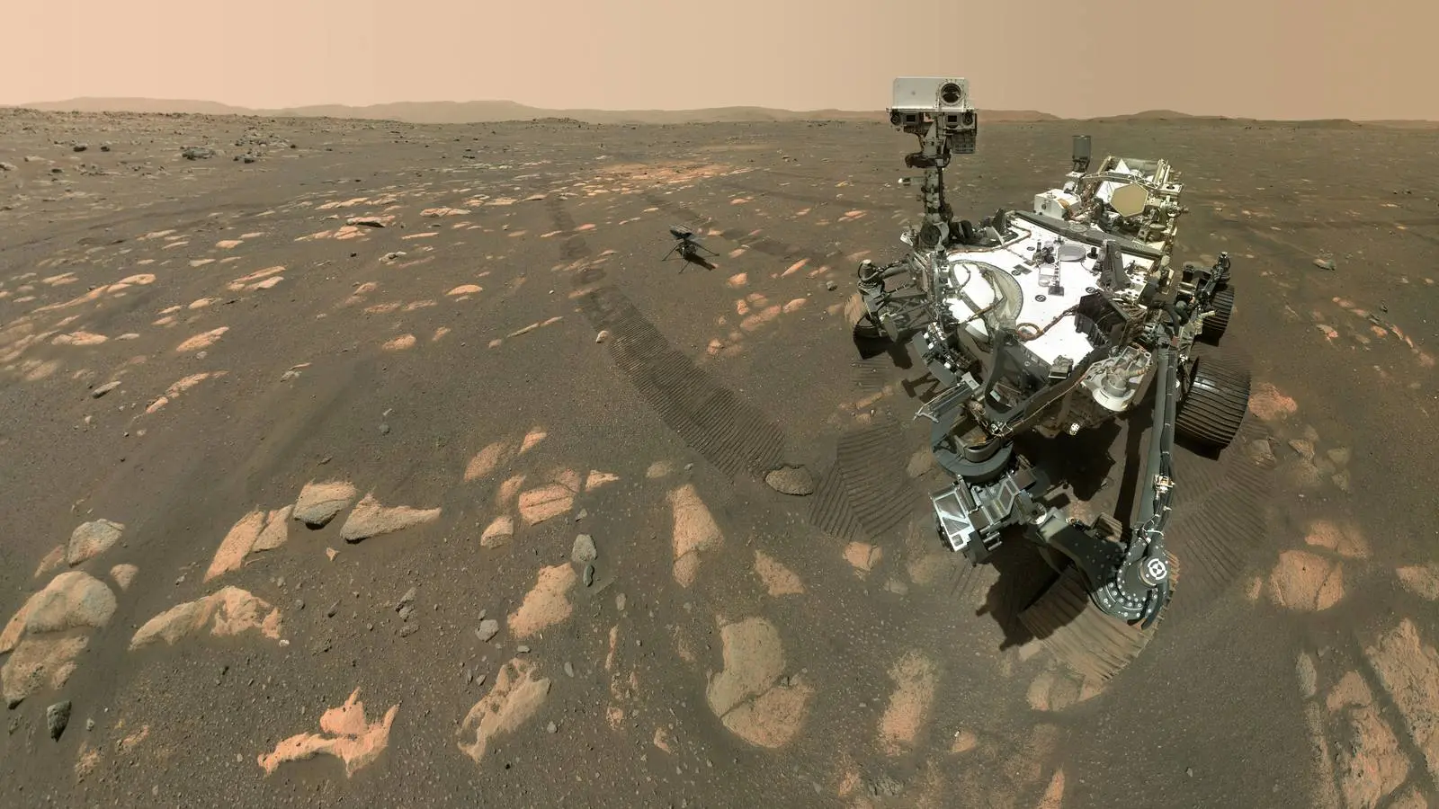 Perseverance takes a selfie with Ingenuity, about 13 feet away on the floor of Jezero Crater, 6 April 2021