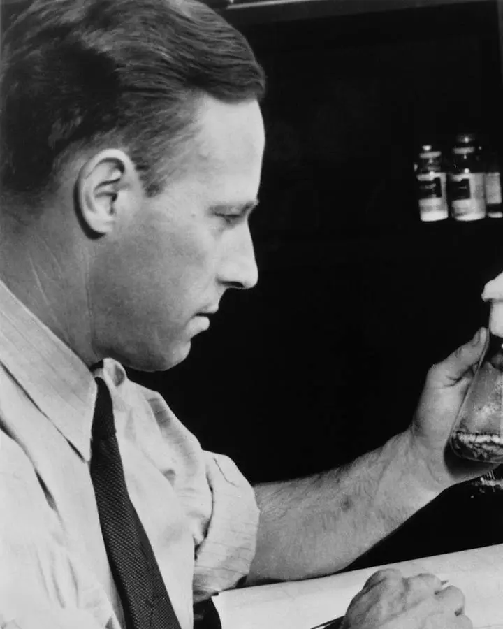 Andrew J. Moyer in his Peoria laboratory, where he found the corn steep liquor medium that multiplied penicillin yields.