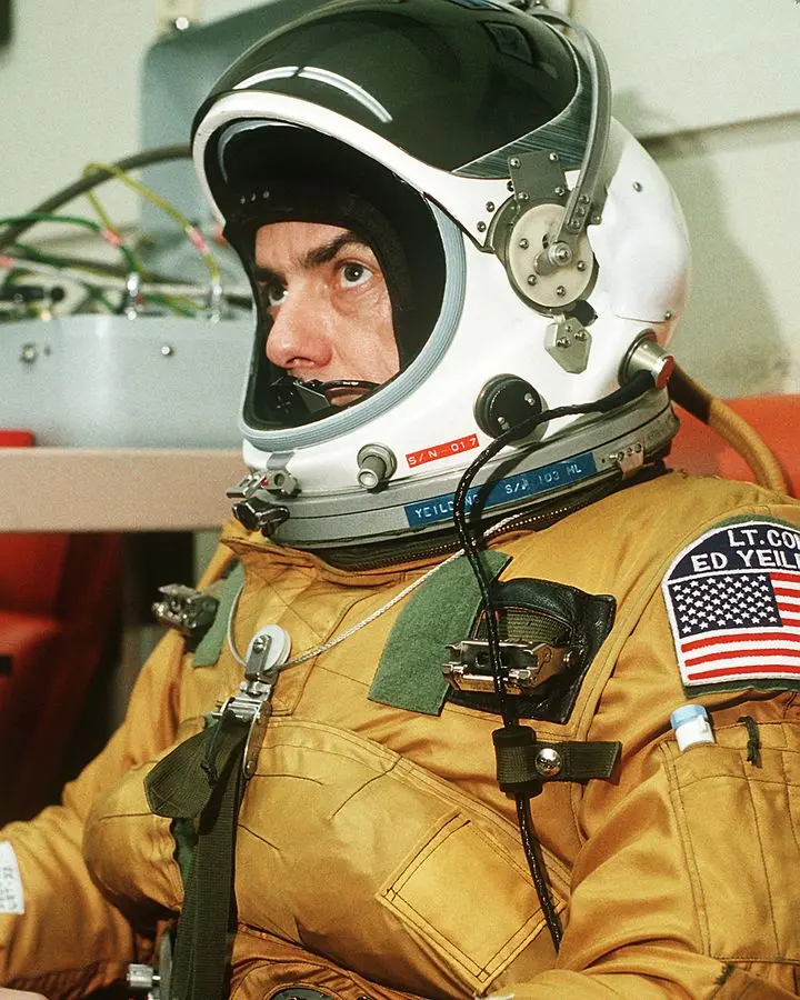 Lt. Col. Ed Yeilding suits up for the record coast-to-coast flight of 6 March 1990.
